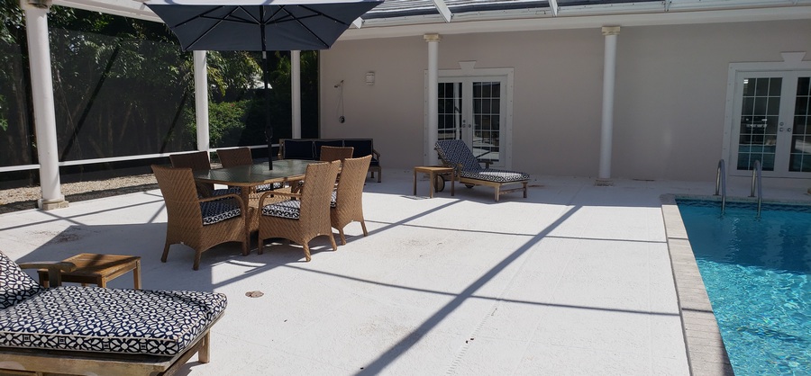 Exterior Dining Area